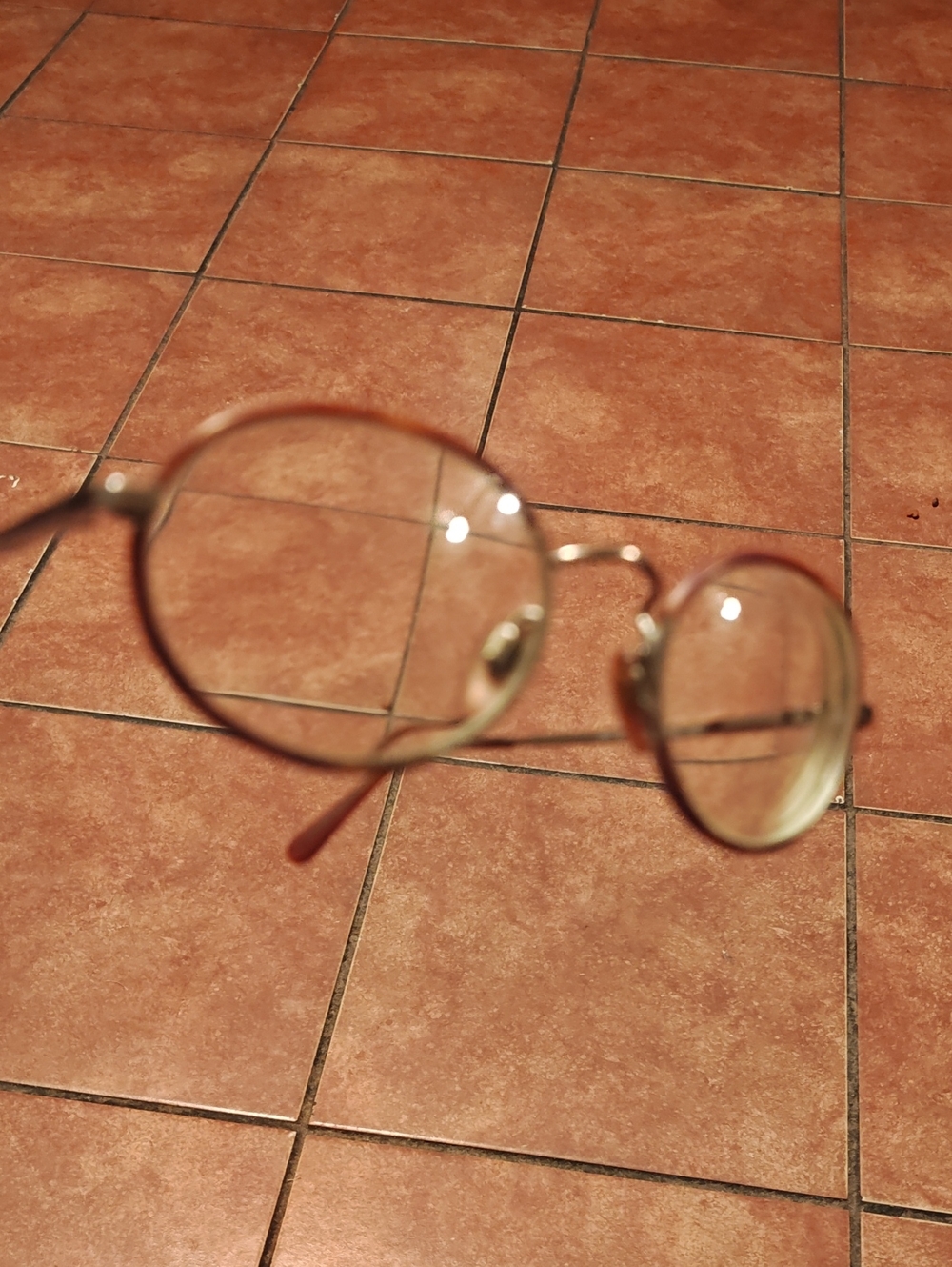 Georgi Armani Men's Round Metal Frame Glasses in Gold - Lightweight Classic